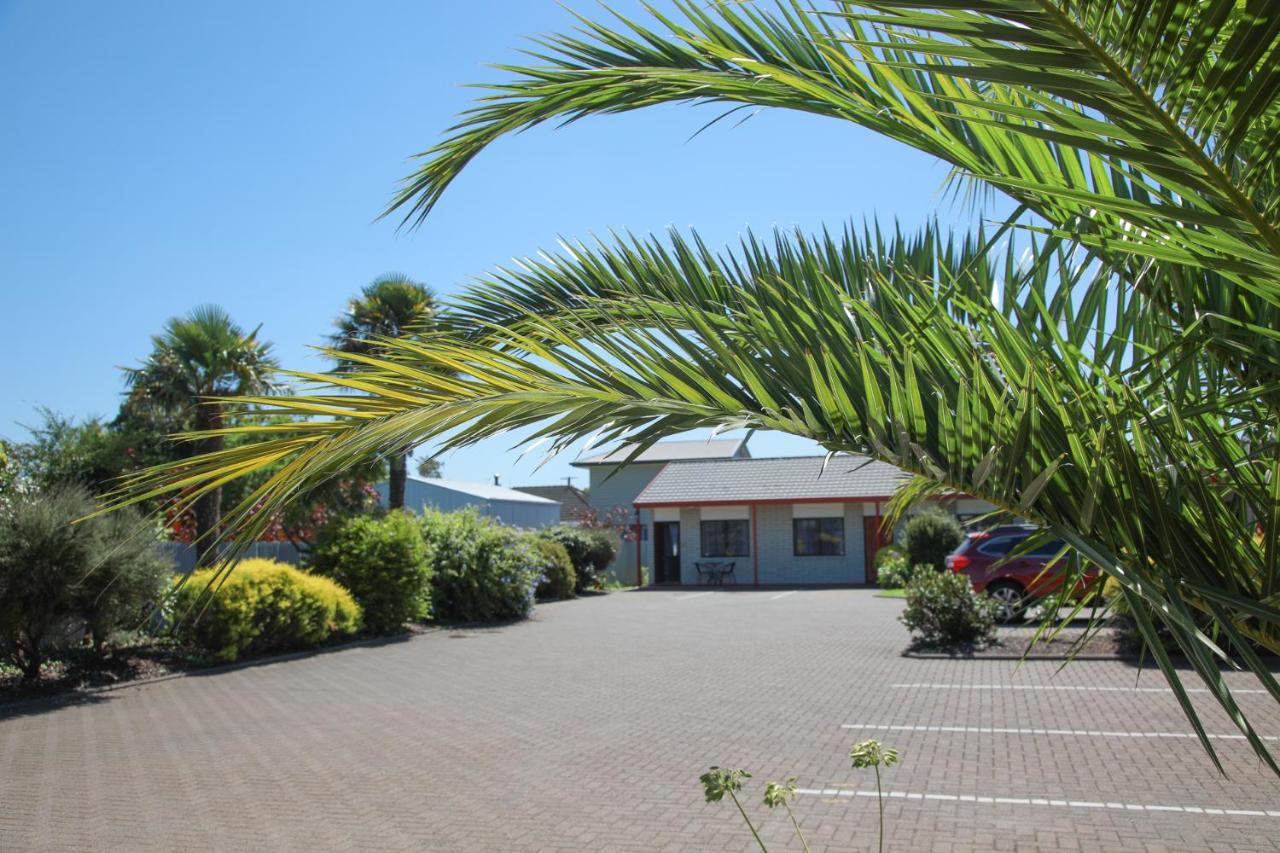 Bks Palm Court Motor Lodge Gisborne Esterno foto